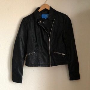 Vg. BLACK FAUX LEATHER JACKET